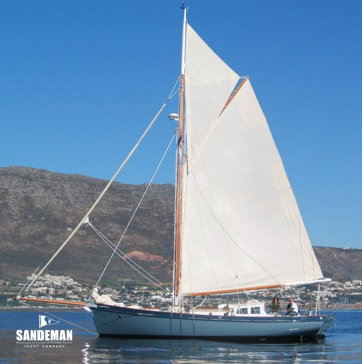 Ed Burnett 38 ft Gaff Cutter 2006 - Sandeman Yacht Company
