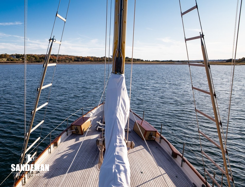 58 Ft Richard O. Davis/ Henry B. Nevins Motorsailer 1950 - Sandeman ...