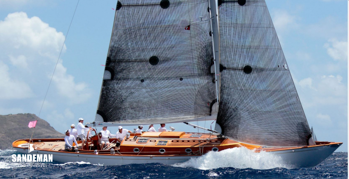 yacht